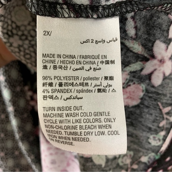 Style & Co Mixed Print Bishop Sleeve Top - Picture 7 of 10